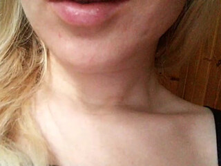 kukohubo webcam show Exquisite crumb