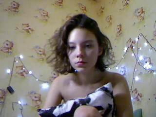 KusyaSexy webcam show sexy beauty in red stockings