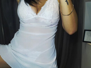 LadyyNatalie webcam show cute baby fucks herself with black dildo fingers