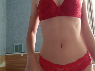 Laura-Foxy webcam show sexy babe dancing striptease