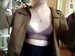 Leila Hoti webcam show nice lady massages vagina