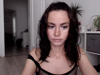 Leeehanna webcam show fucks her ass