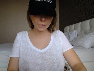 Linda 0nline webcam show sweet  girl