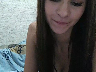 LisaDartov webcam show delightful bitch exposes sexy body