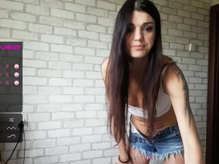 LorSta webcam show tender kitty indulges in sex toys