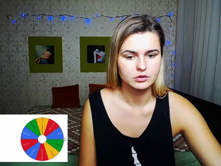 Lola Tern webcam show babe masturbates with phallus