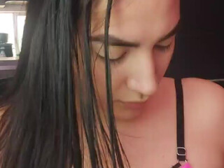 mandy berry webcam show cute bitch caresses sex lips