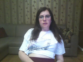 mandarinka28 webcam show bastard