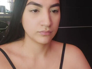 mandy berry webcam show attractive bitch fucks her cap