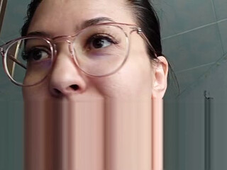 Marina4Love webcam show skinny slut plays with sex toys