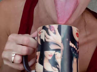 Marussi webcam show caresses pussy in the pharmacy