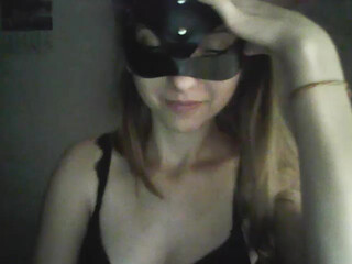 Milesta2 webcam show in a new apartment shows a striptease