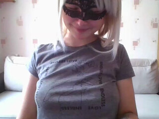 MissAracely webcam show brunette in stockings shows shaved holes