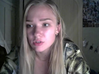 MissSunOh webcam show handjob and play with sex toys