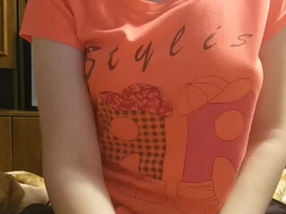 MKissa webcam show stunning babe banging her vagina deeply