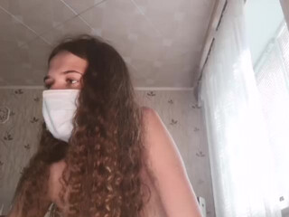 Moonlalii webcam show cute chick posing in lingerie