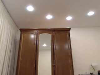 MsLily webcam show playing with her ass and pussy