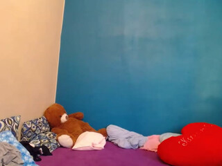 NADINNNE webcam show Naughty ladies