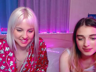 NaiaRebeka webcam show wild slut