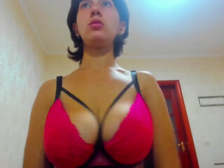 MylaYou webcam show big tits and neat vagina