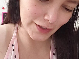 natasha6 webcam show skinny beauty pulls pussy