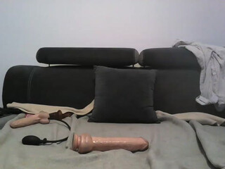 nimfabi webcam show luxurious female massaging nipples