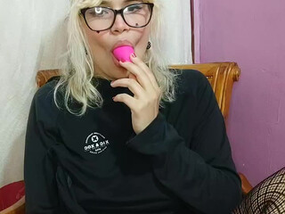 partyrockwebcam show moaning vagina