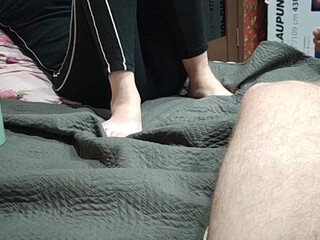 parochkatwix1 webcam show cute babe rides a sex toy