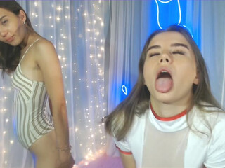 PinkAngels webcam show slut fingers her pussy