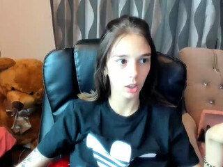 realhotfallingdevil webcam show Mischievous curva