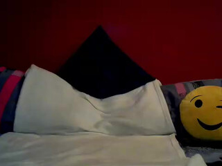 roksanaaxx webcam show Dark haired curva