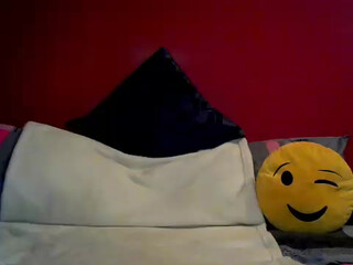 roksanaaxx webcam show crazy beast develops anus