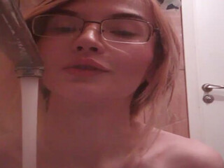 RoxyRaid webcam show whore chick caresses shaved cunt