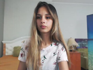 Ruletka webcam show gripping nipple masturbates wet wrap