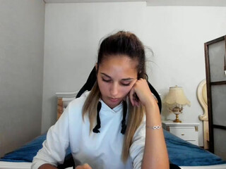 Ruletka webcam show delightful chick sex toys