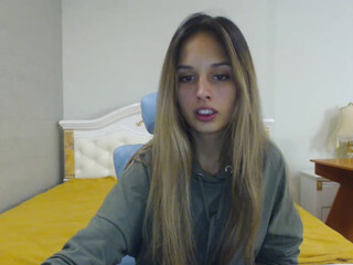Ruletka webcam show Tattooed baby
