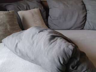 Saandruskka webcam show adult bitch gently caresses vagina