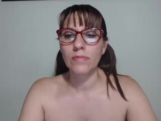 sandryloven webcam show beautiful bitch is banging with sex machine