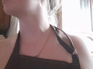 Saharok-20 webcam show in black stockings jerks off