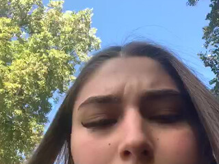 so cutes webcam show crazy girl caresses shaved pussy