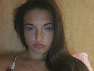 Sladenbkaya webcam show messaline