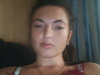 Sladenbkaya webcam show Graceful chick