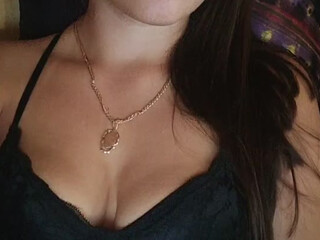 Sladenbkaya webcam show mad passion gently caresses her pussy