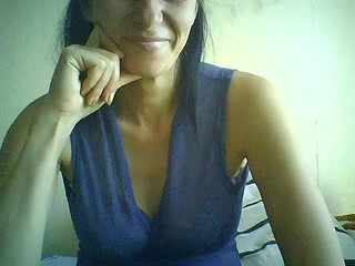 Stelita8612 webcam show slutty chicks lick their cunt