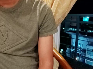 Sub Suzy webcam show Juicy blonde