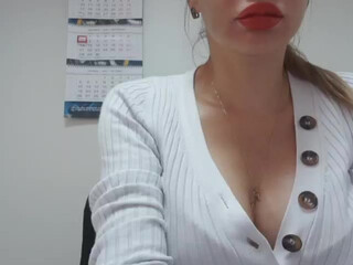 Sweetcandy771 webcam show striptease dancing