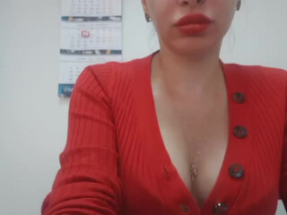 Sweetcandy771 webcam show hot brunettes pose in lingerie