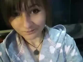 SweetKrisOh webcam show blonde girl fucks with sex toy