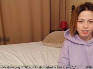 sweetyhunter webcam show find her masturbating