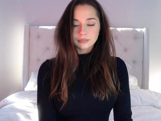 The GOAT webcam show teasing her hubby